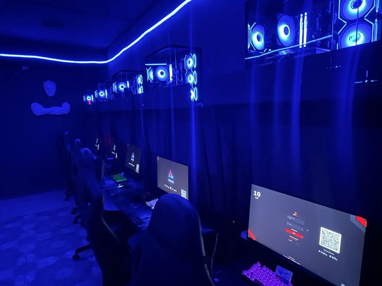 Изображение клуба AIM Бутлерова 35 № 8