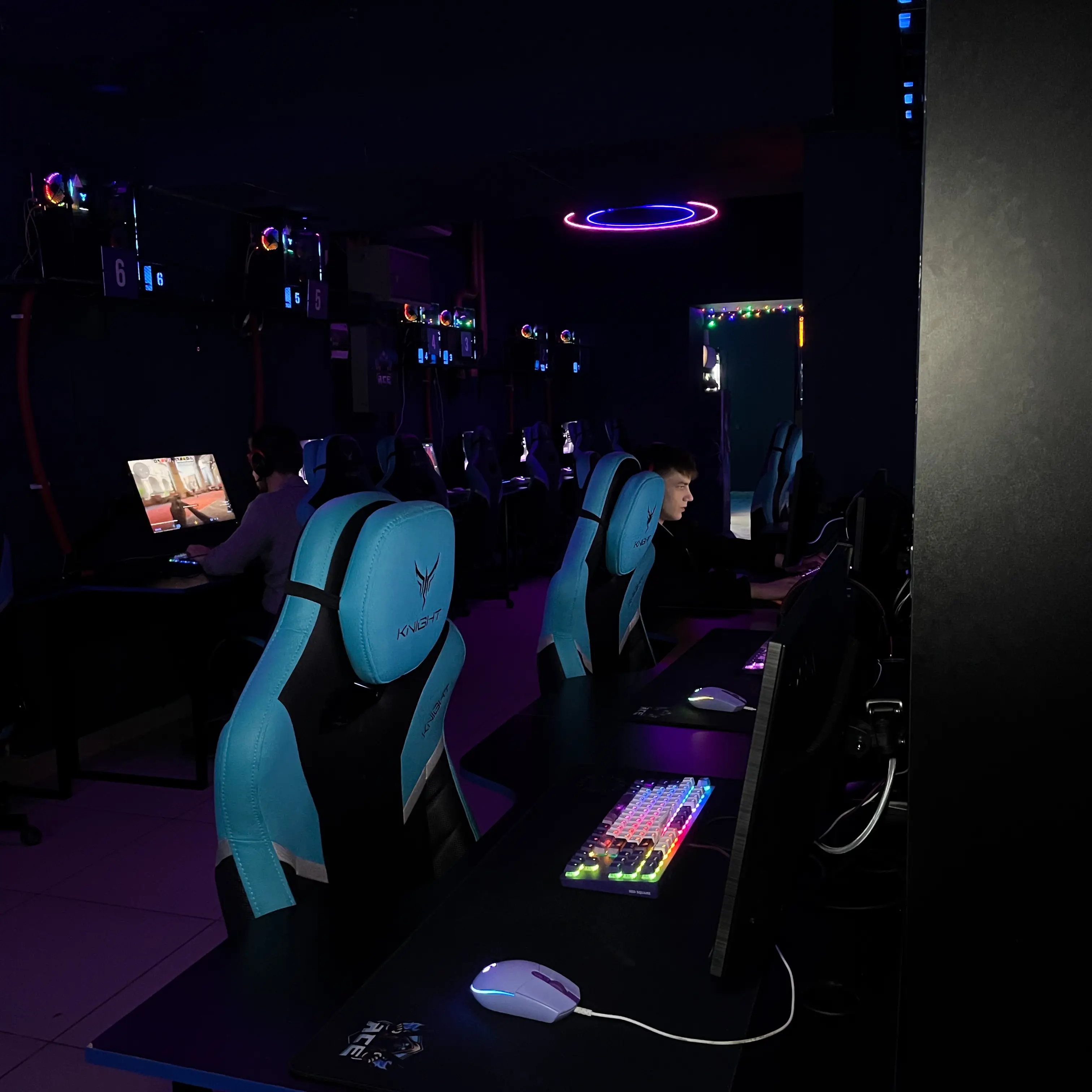 Изображение клуба ACE CYBER ClUB № 7