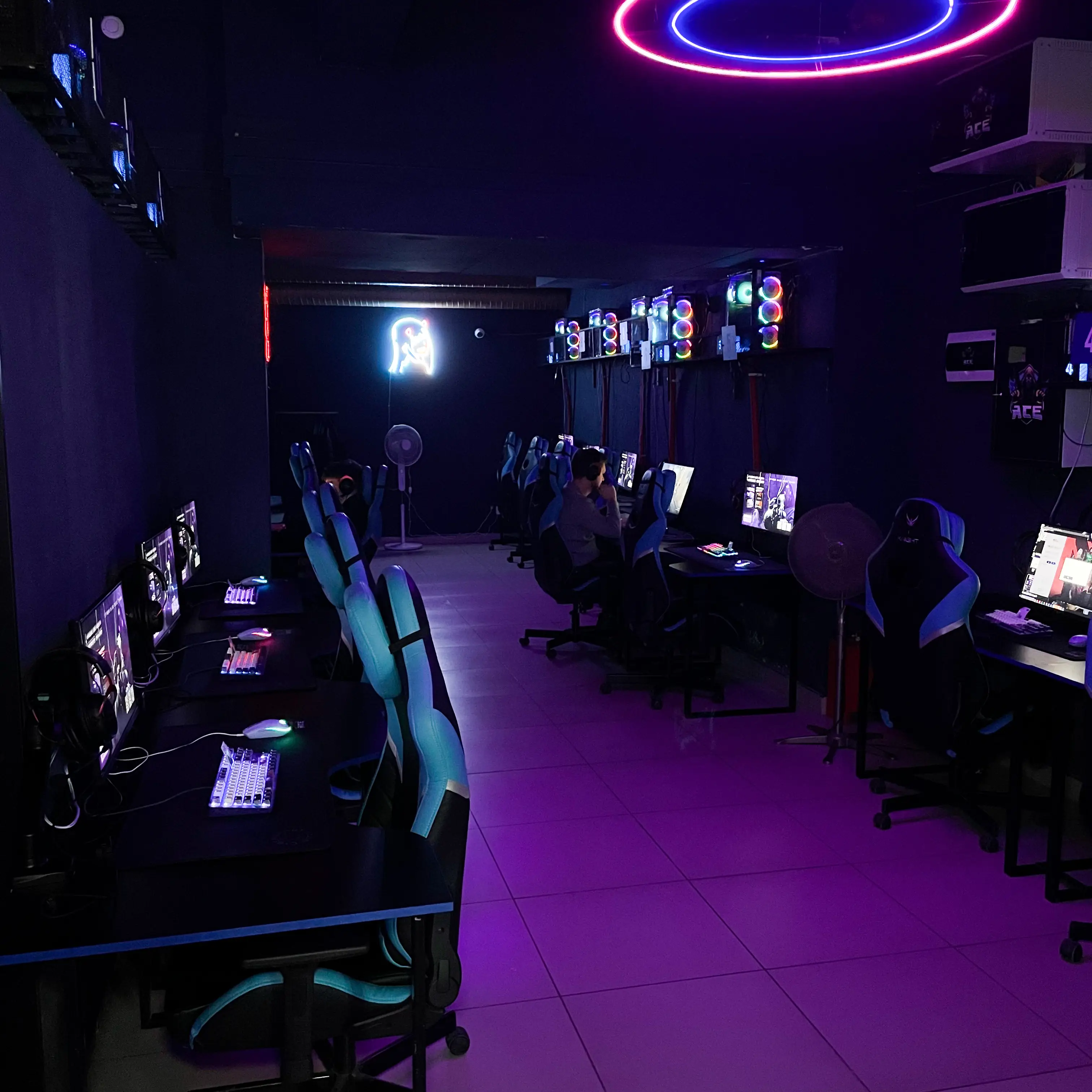 Изображение клуба ACE CYBER ClUB № 5