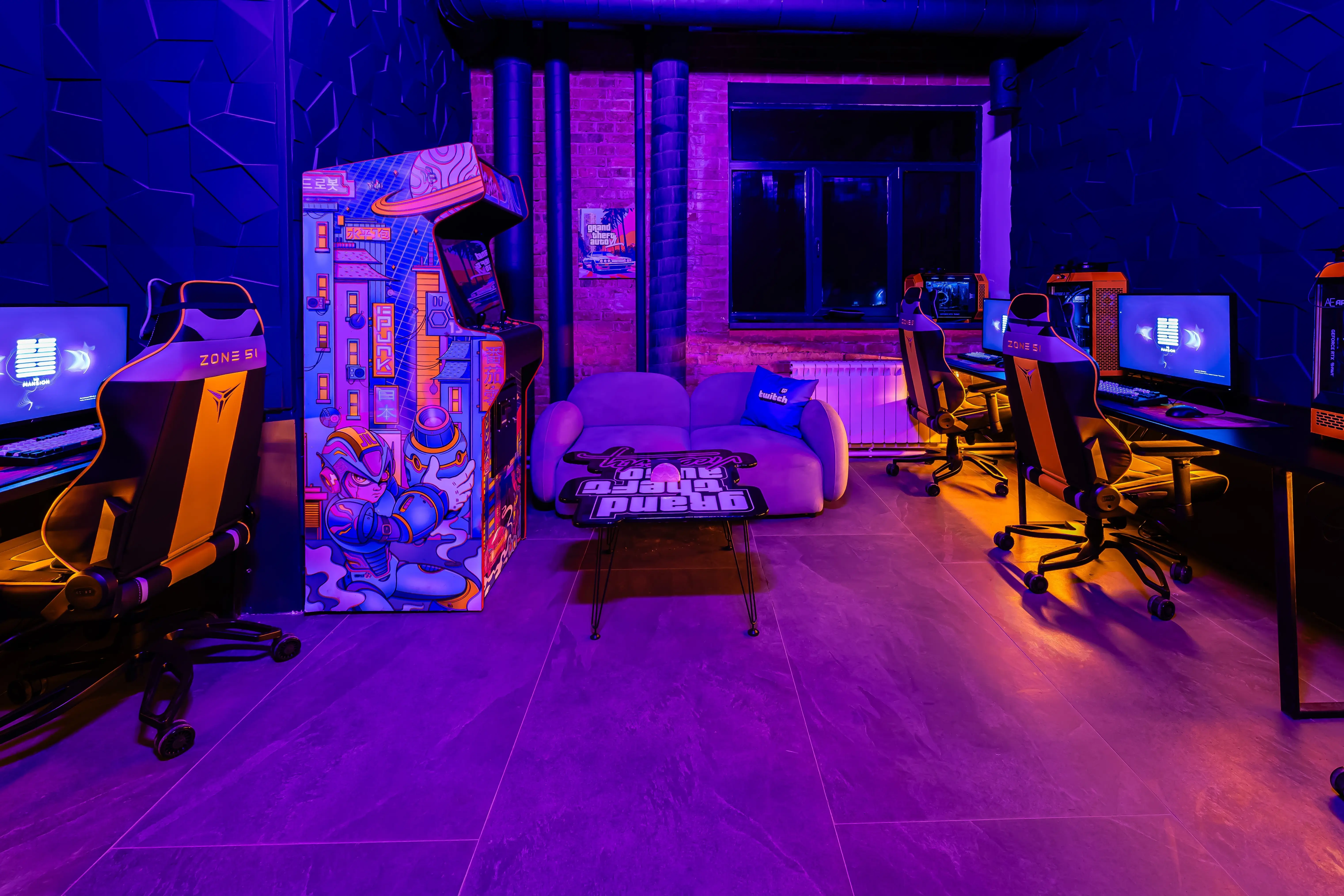 Изображение клуба The Mansion № 5