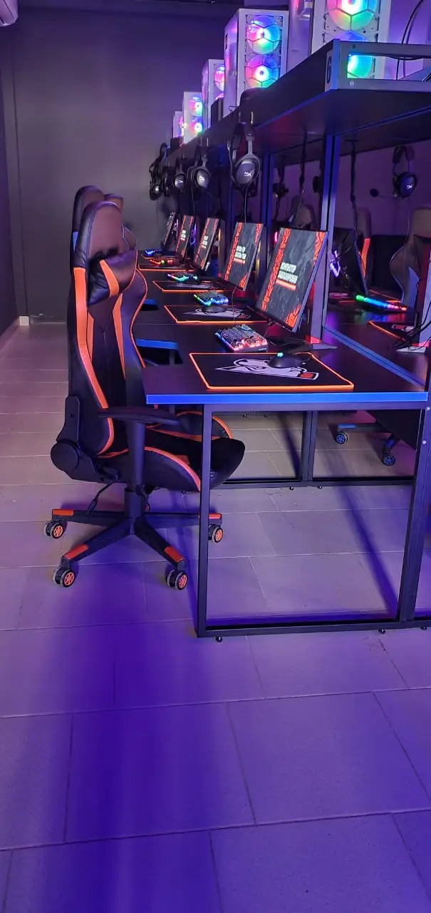 Изображение клуба Cyber Hub № 7