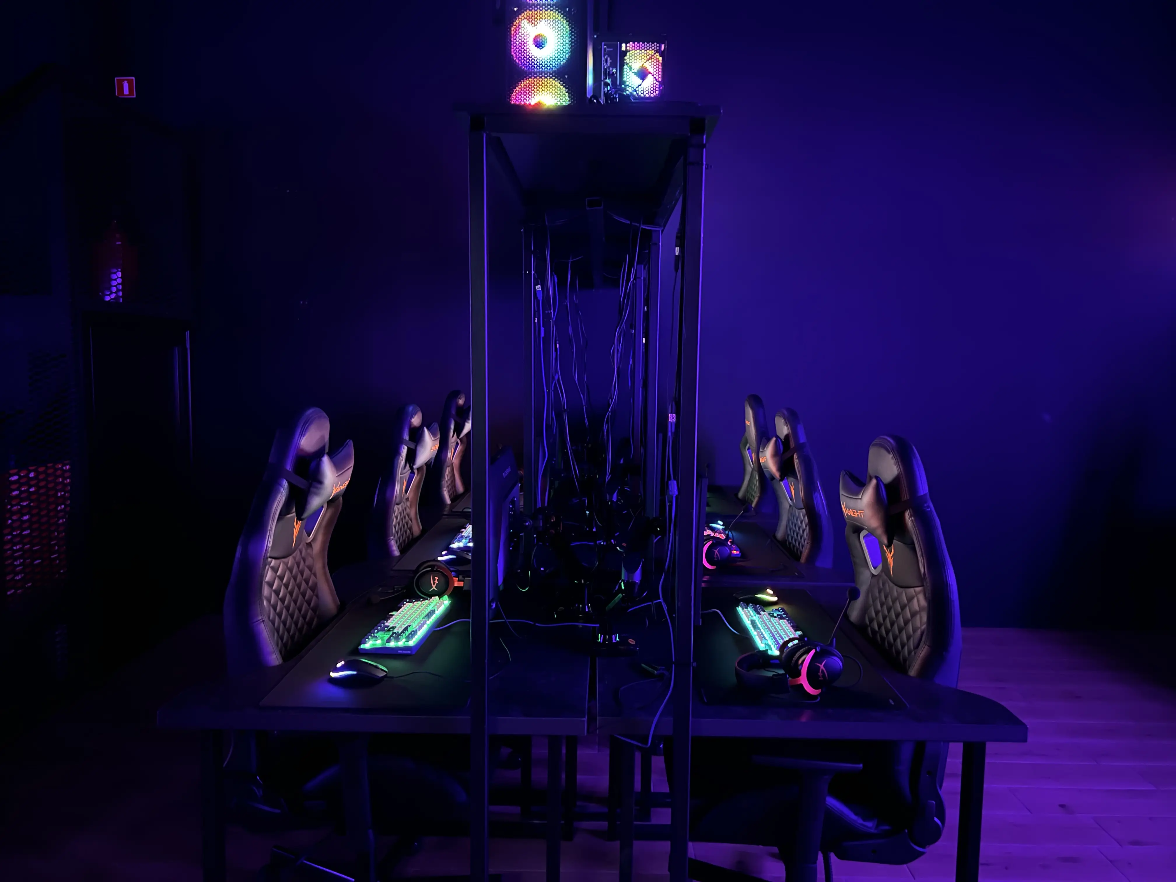 Изображение клуба Go next. Cyber arena № 4