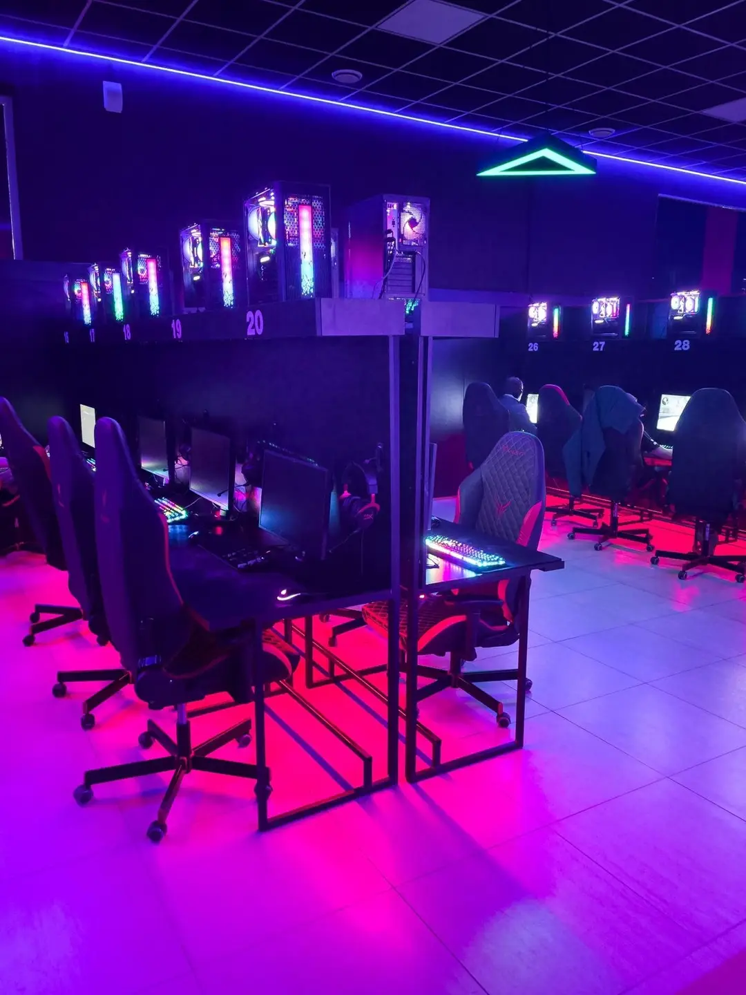 Изображение клуба Кибер 26 № 4