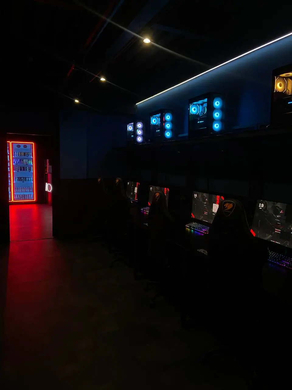 Изображение клуба CARBON № 2