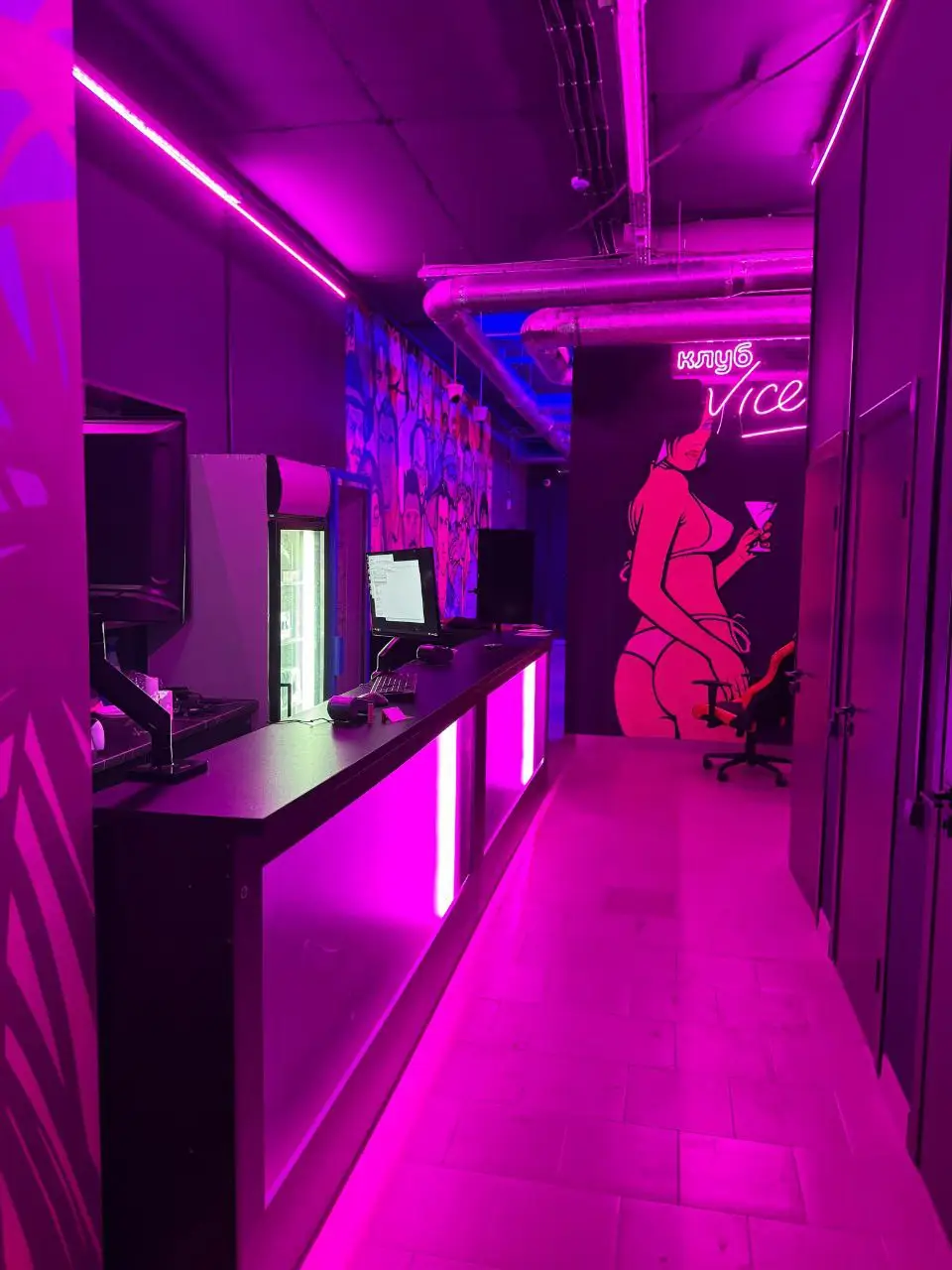 Изображение клуба Vice City № 6