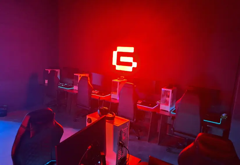 Изображение клуба Godji Cyber Lounge № 7