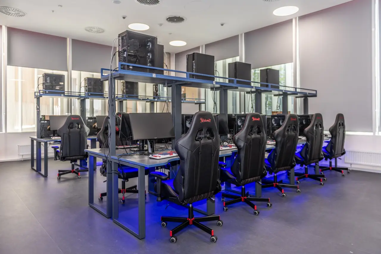 Изображение клуба Smart Gaming № 5