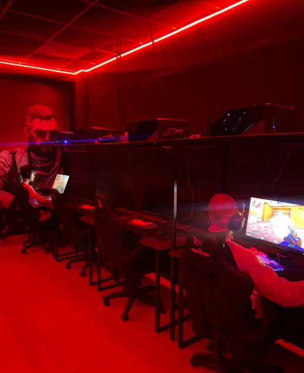 Изображение клуба RoninCyberClub № 4