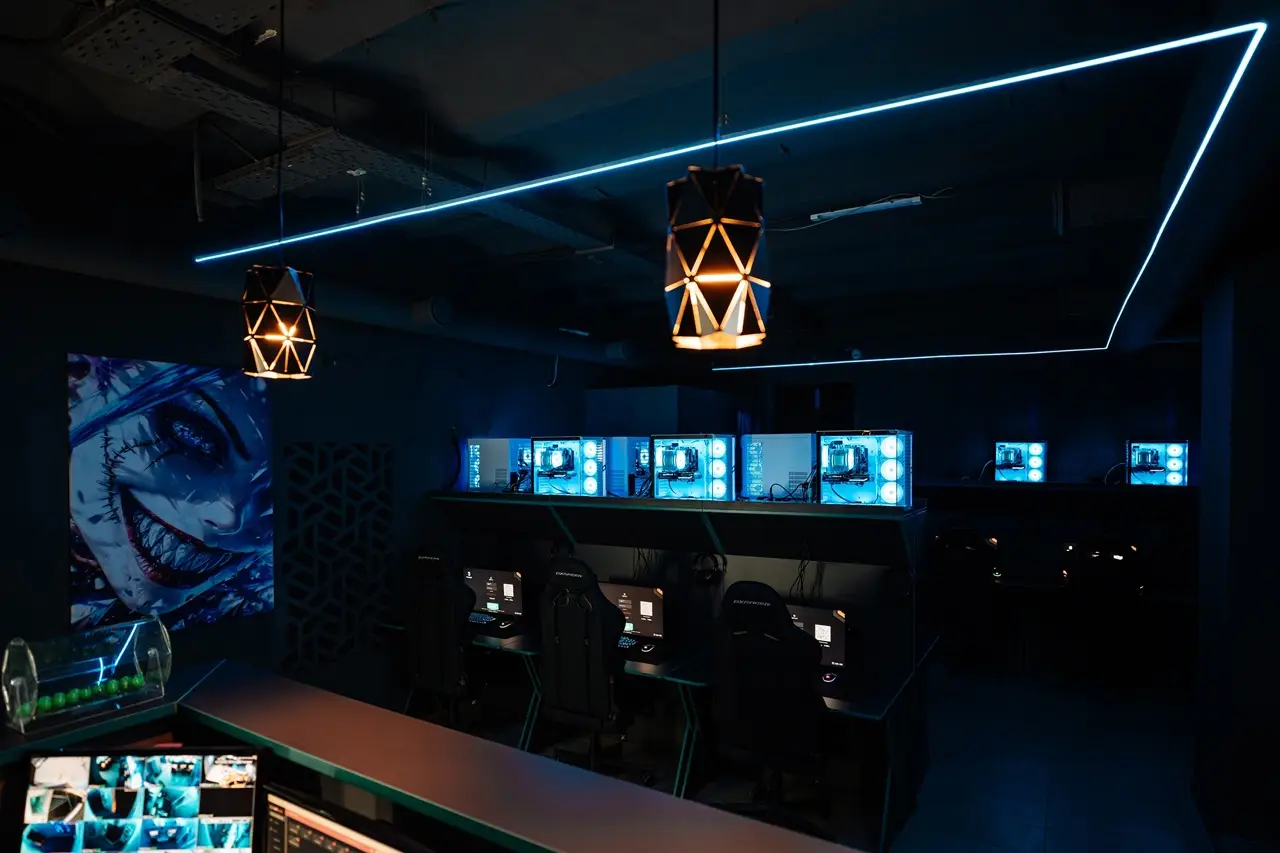 Изображение клуба White Raven № 2