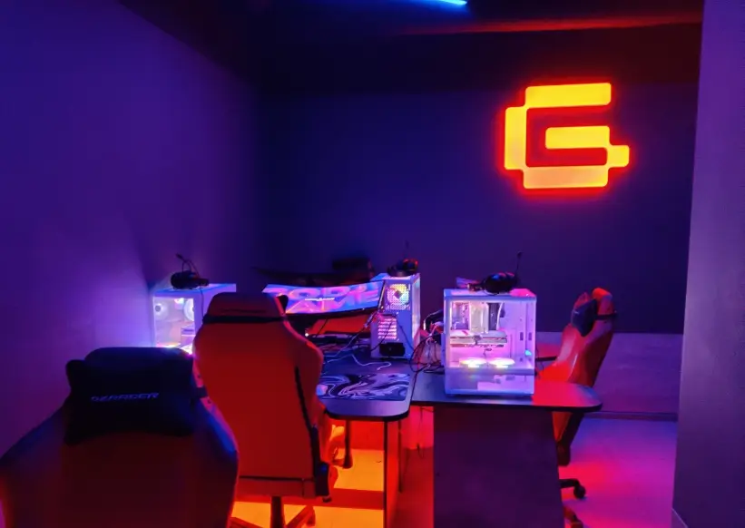 Изображение клуба Godji Cyber Lounge № 8