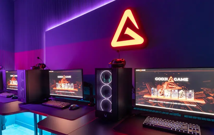 Изображение клуба Godji Cyber Lounge № 2