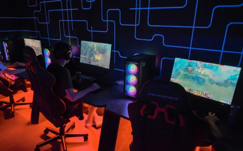 Изображение клуба Godji Cyber Lounge № 3