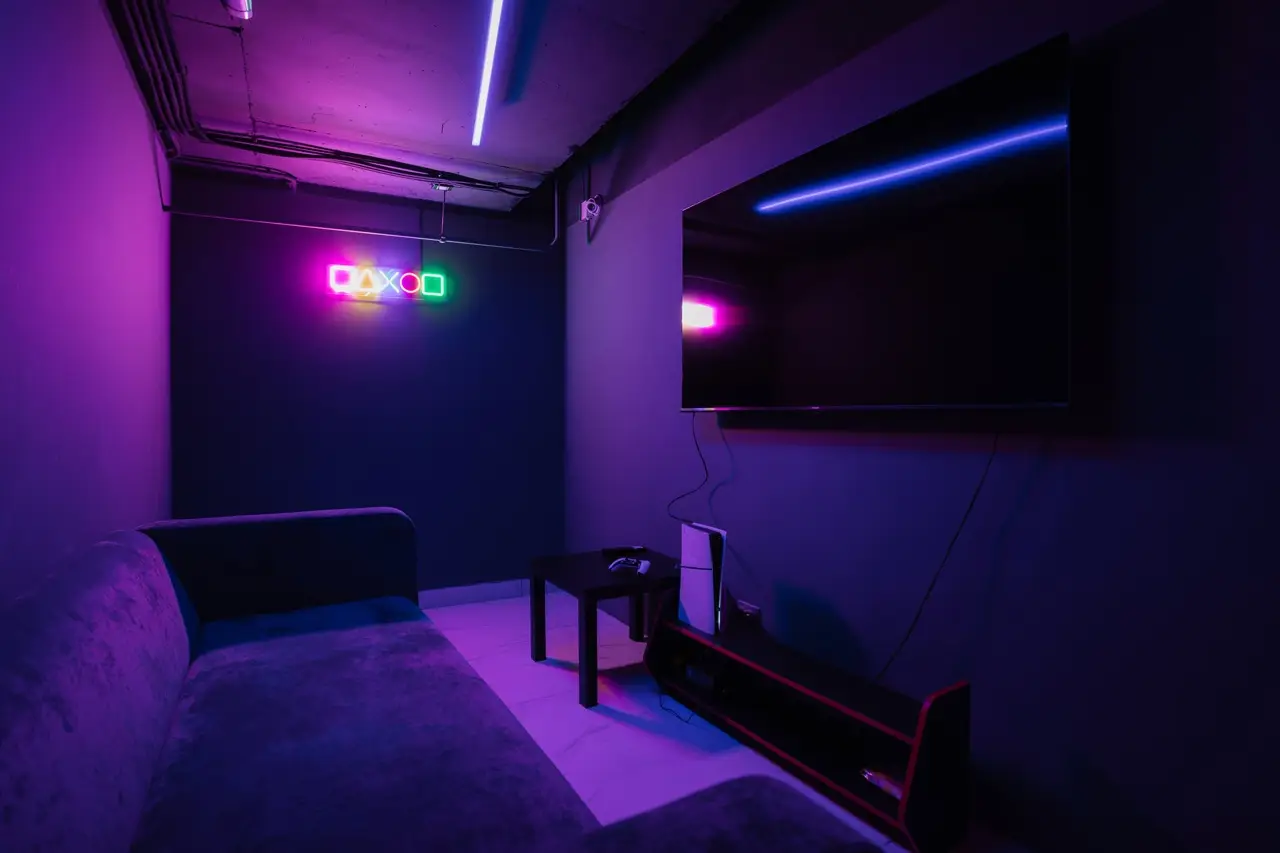 Изображение клуба Godji Cyber Lounge № 3