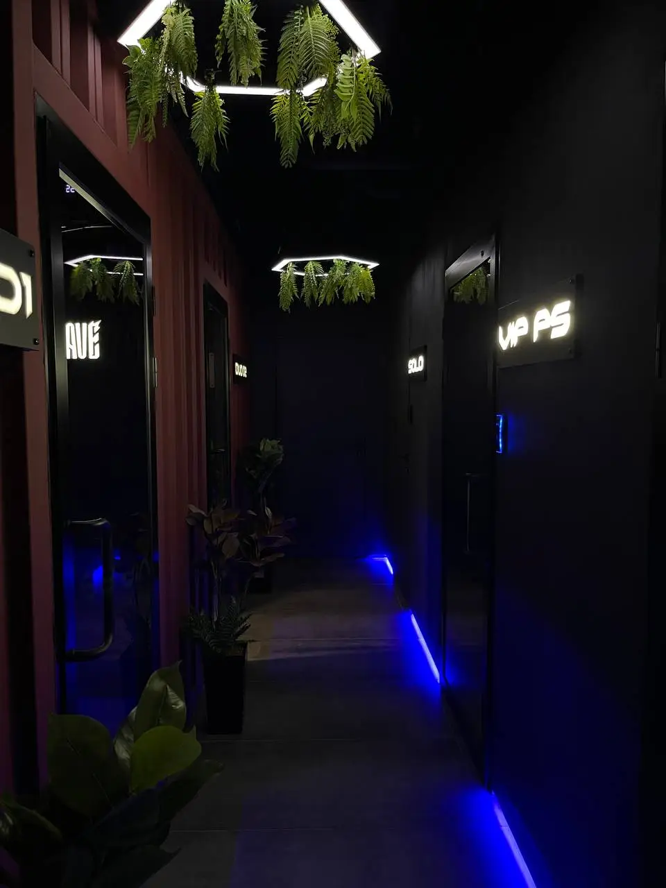 Изображение клуба RAVE by BUSTER | Авиамоторная № 6