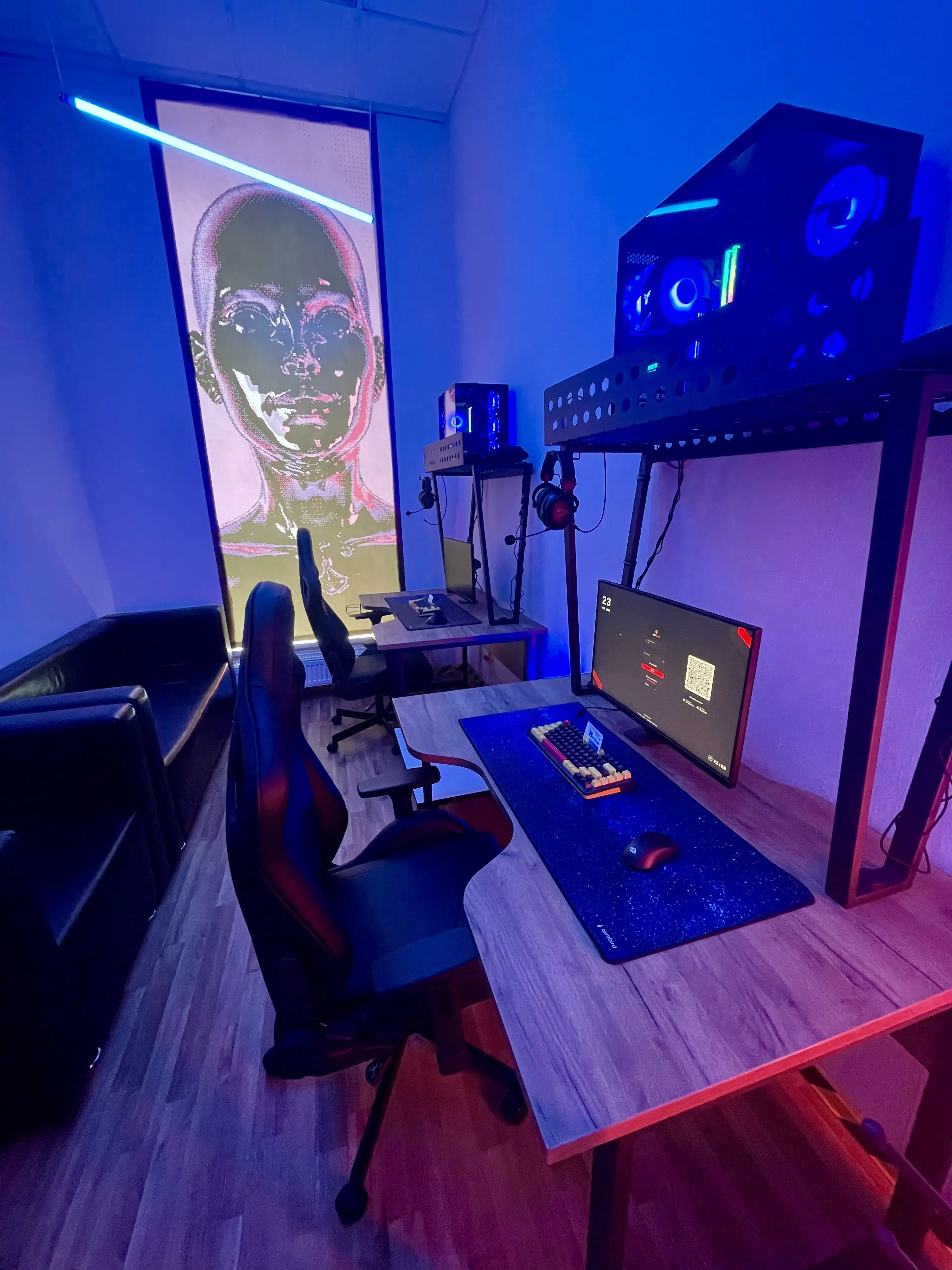 Изображение клуба AIM cyberspace № 2