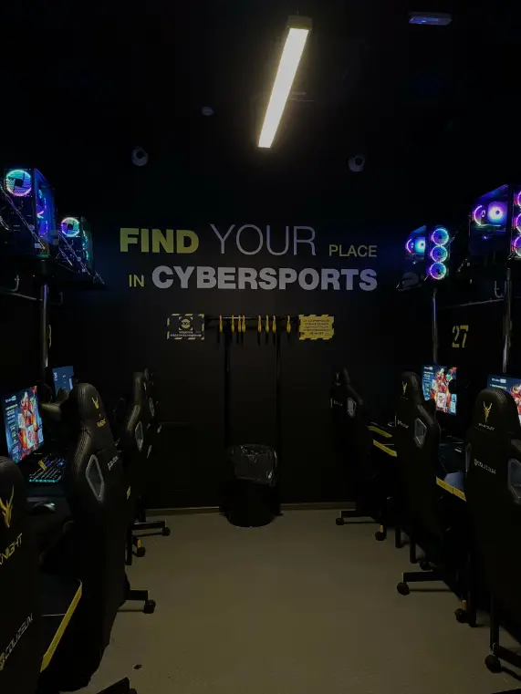 Изображение клуба COLIZEUM Казань Яшьлек № 5