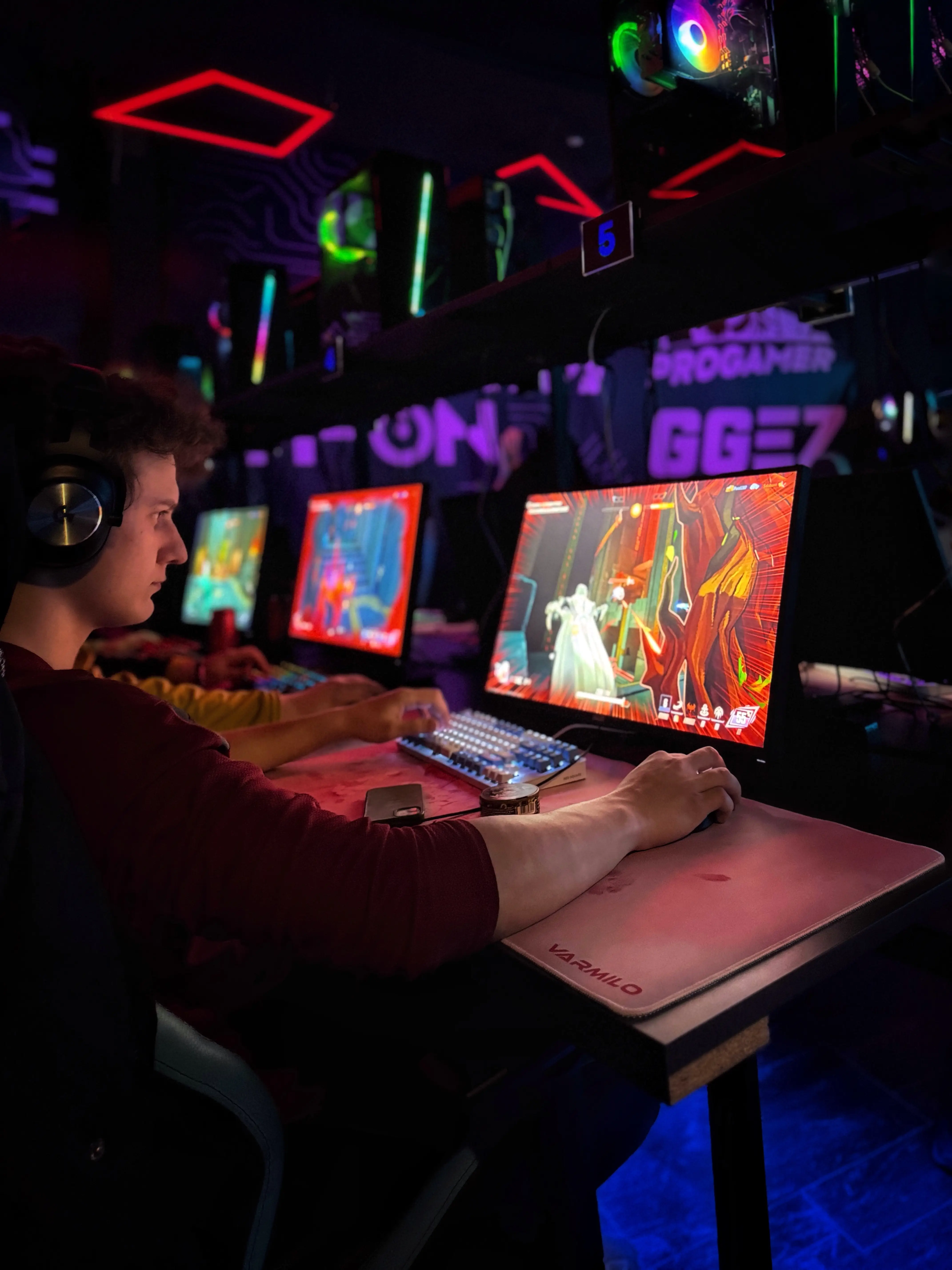 Изображение клуба TRON № 8