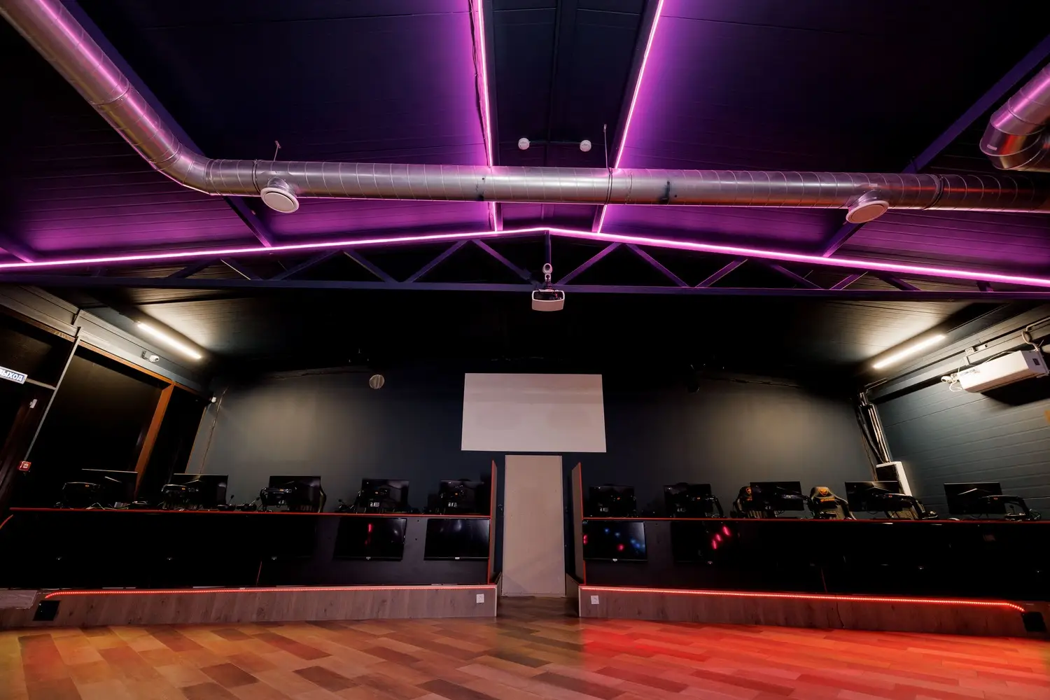 Изображение клуба Stasis № 6