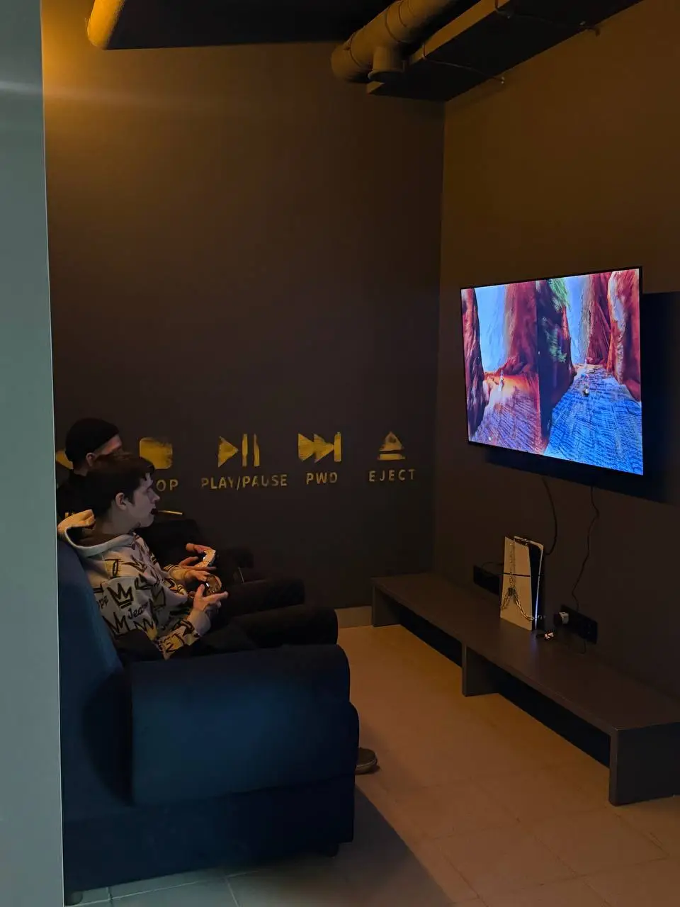 Изображение клуба Убежище 31 № 3