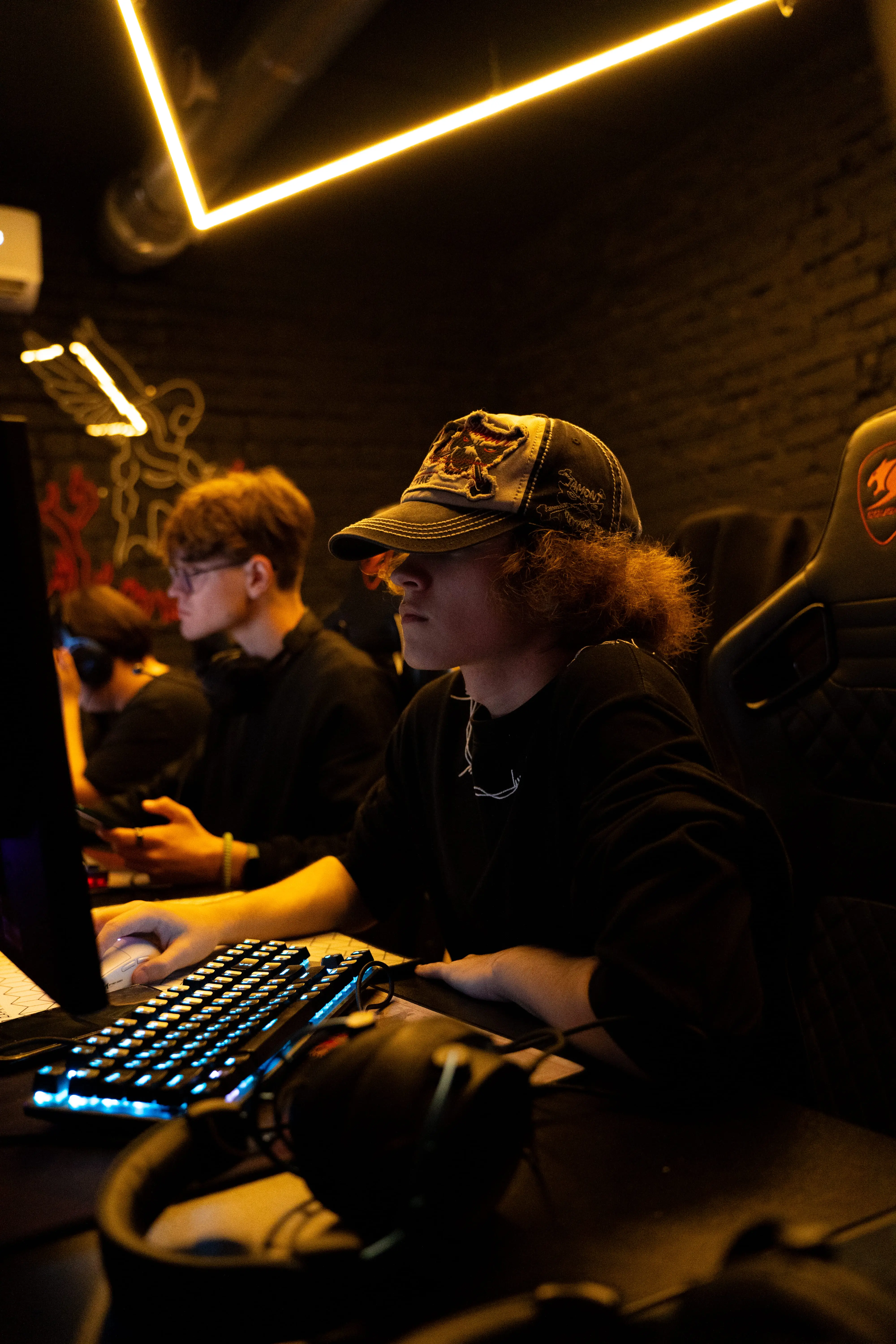 Изображение клуба RESPAWN № 8