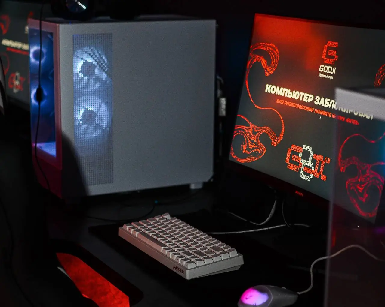 Изображение клуба Godji Cyber lounge № 4