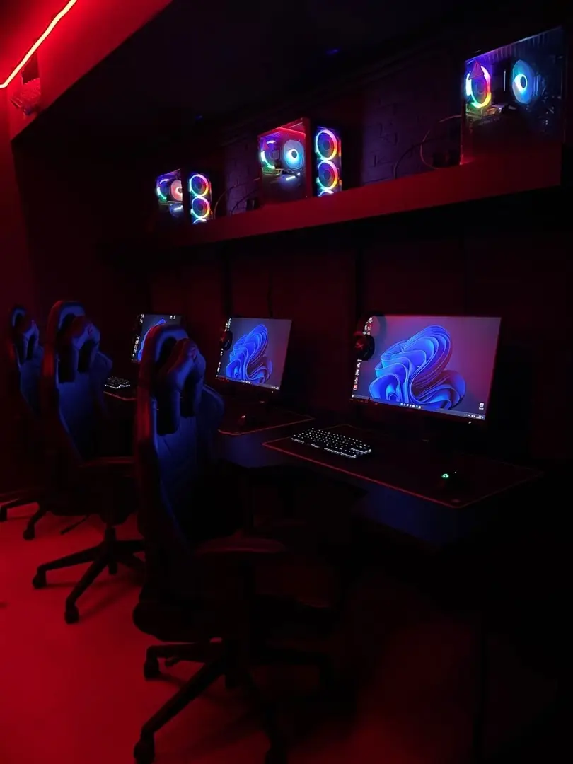 Изображение клуба Black № 1