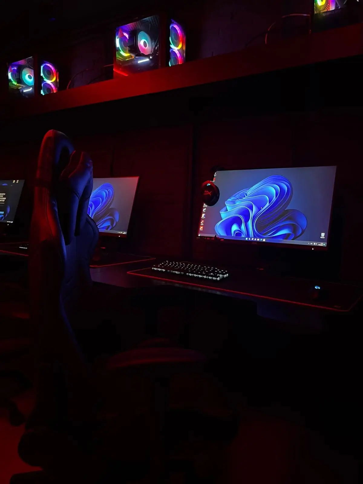 Изображение клуба Black № 2