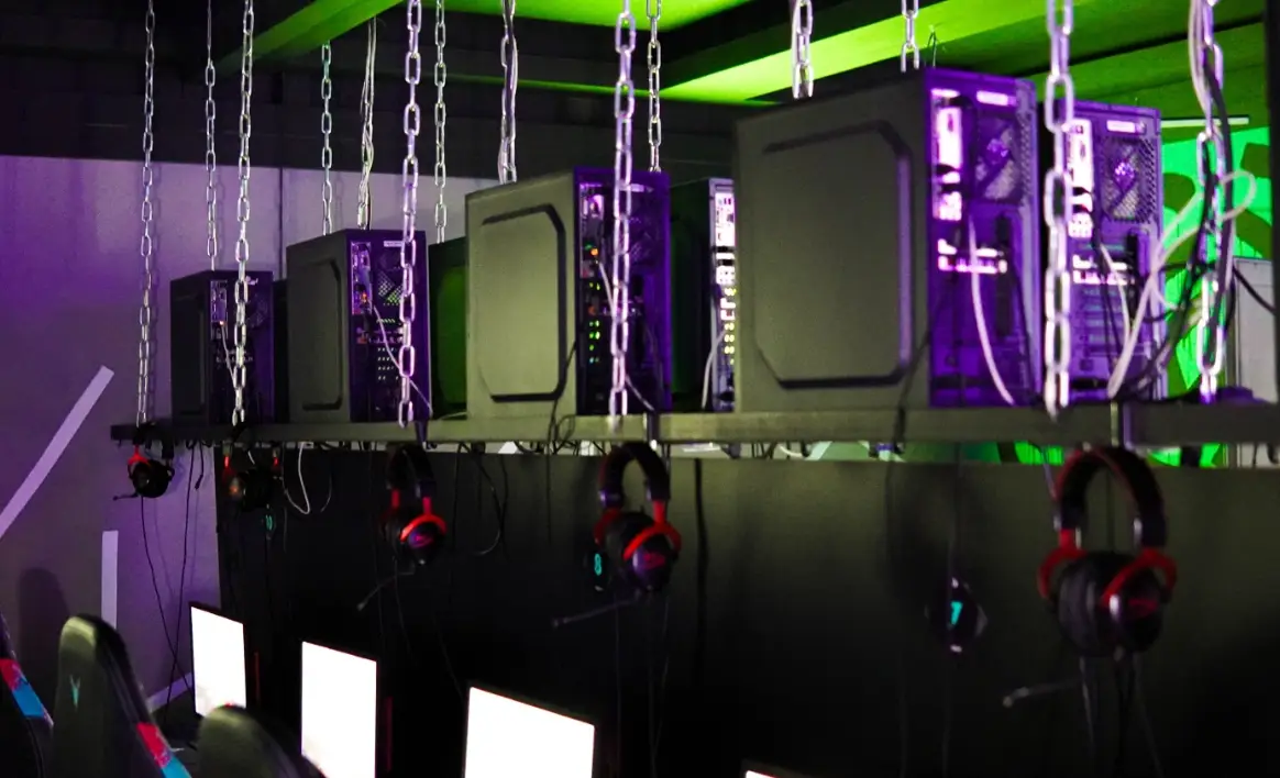 Изображение клуба Middle № 3