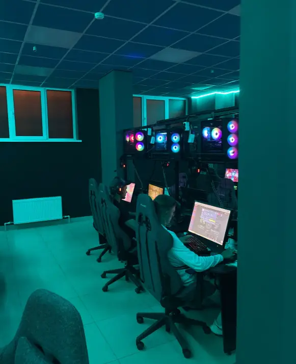 Изображение клуба Re Hub Club № 4