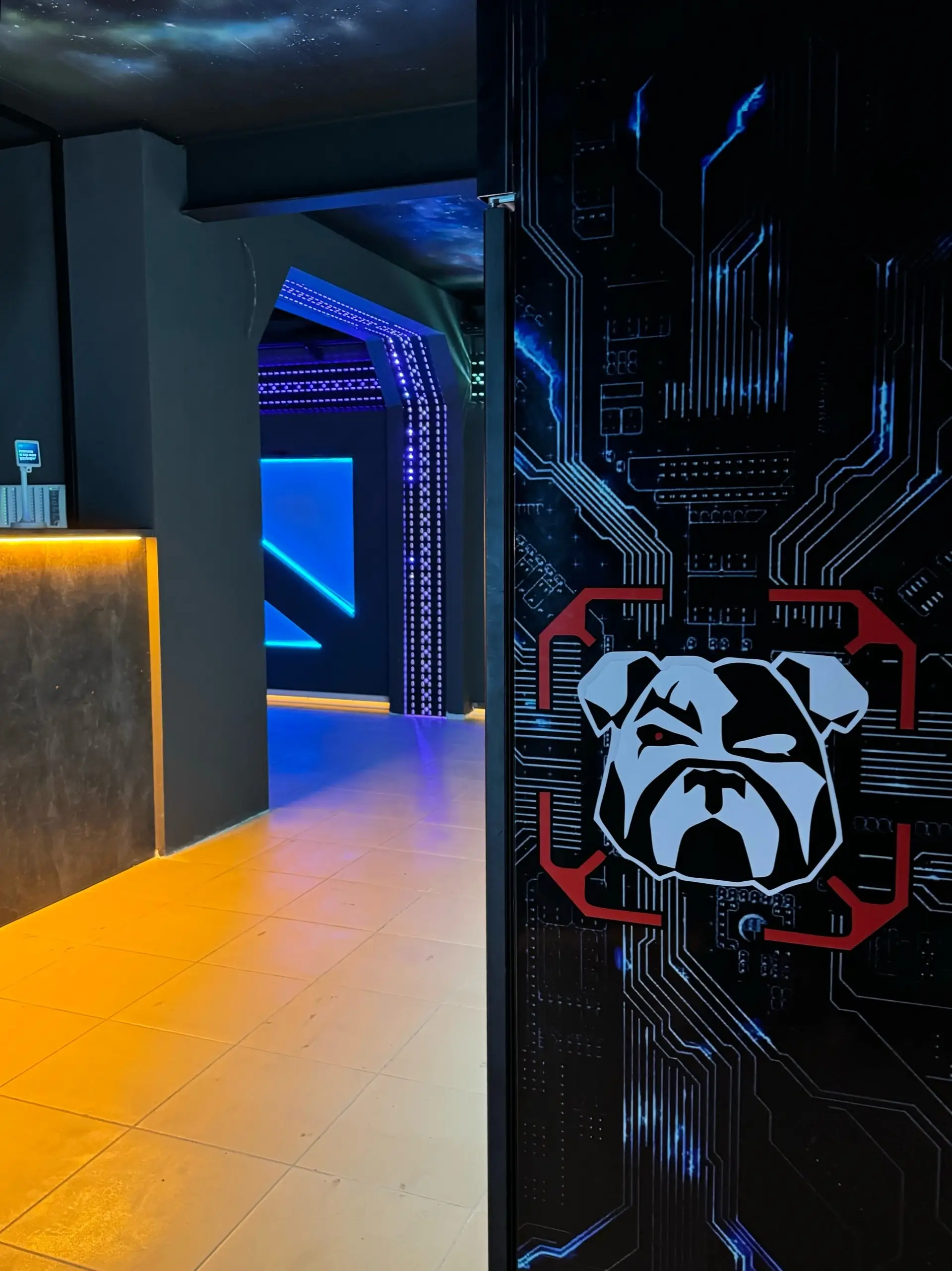 Изображение клуба Cyber Dogg № 3