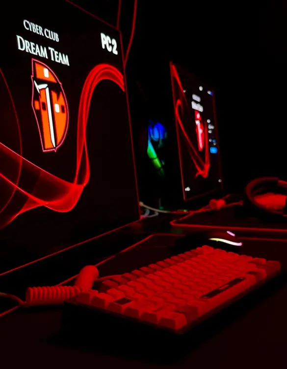 Изображение клуба Dream Team № 5