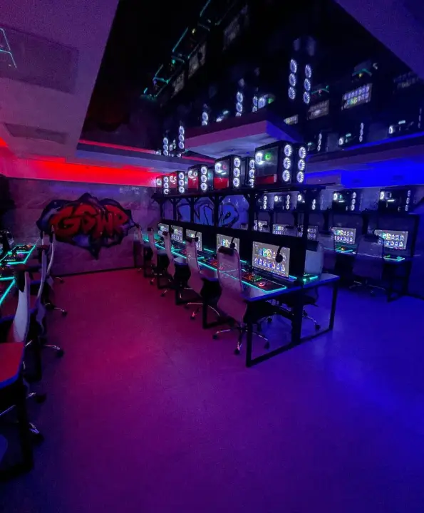 Изображение клуба Галактика № 4