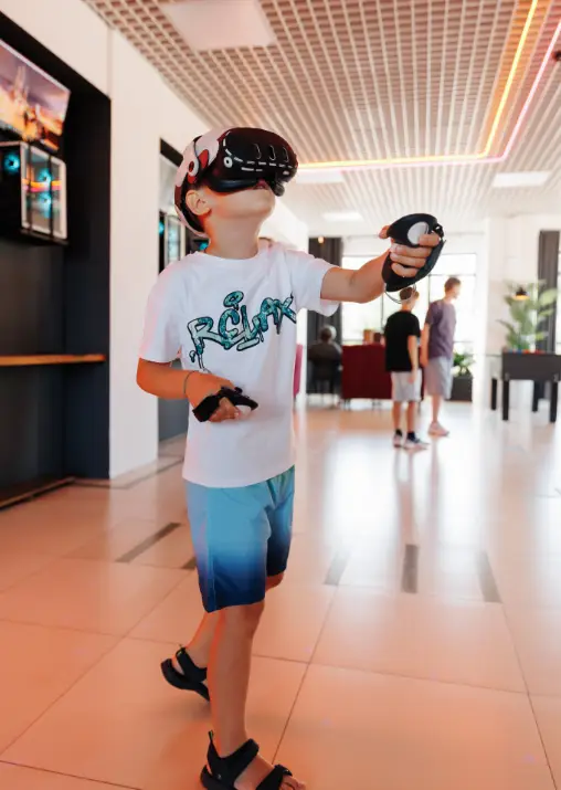 Изображение клуба Neon VR № 5