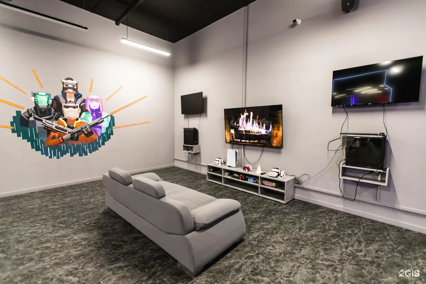 Изображение клуба Another World № 1