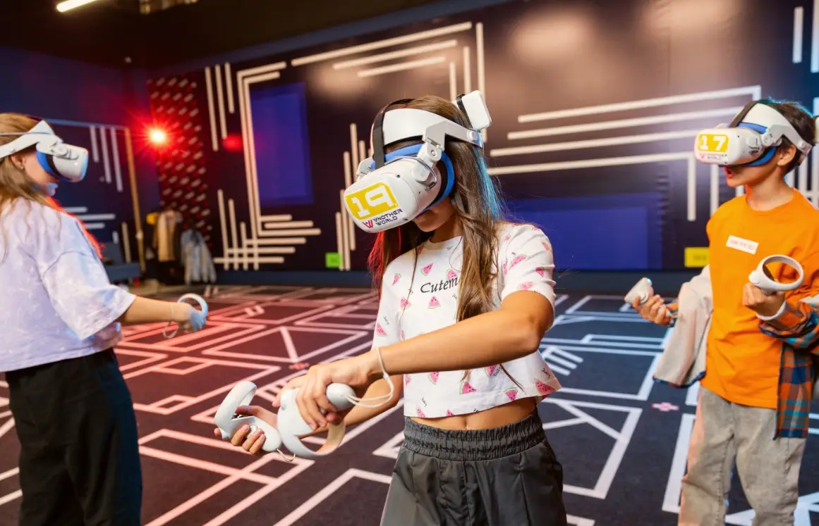 Изображение клуба Another world № 3