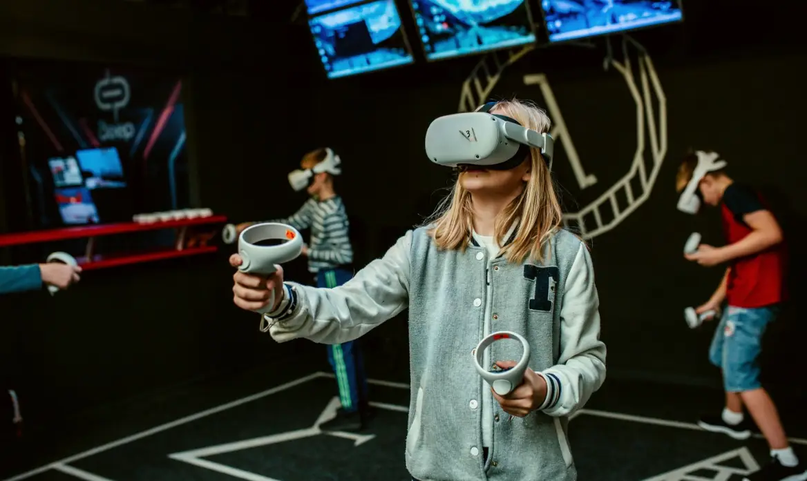 Изображение клуба Another world № 6