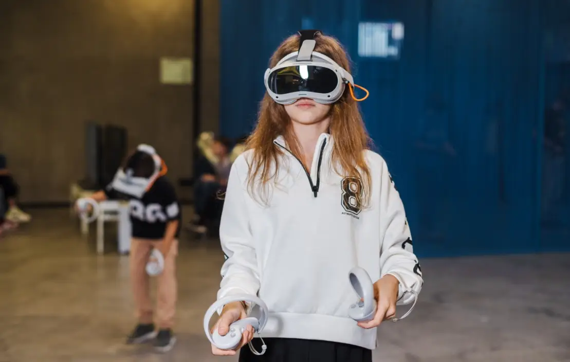 Изображение клуба MIR VR Охта молл № 3