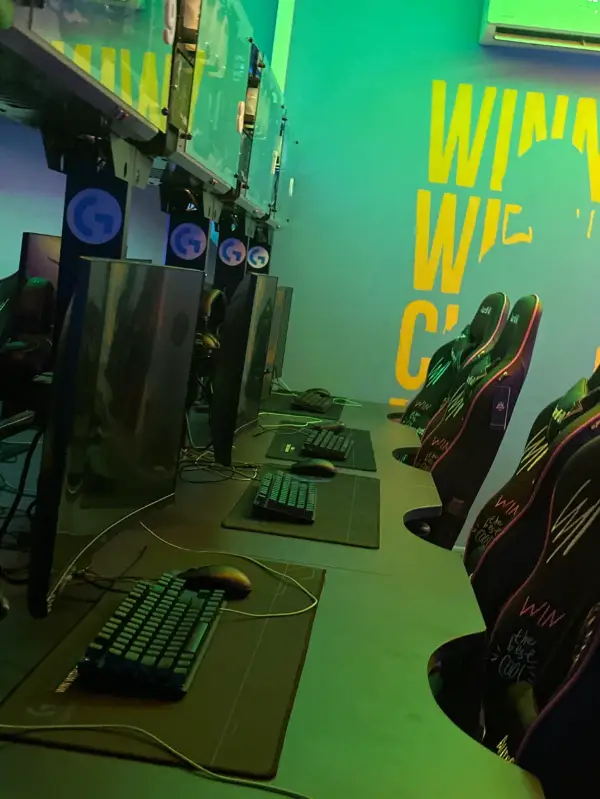 Изображение клуба Cyber Core № 7