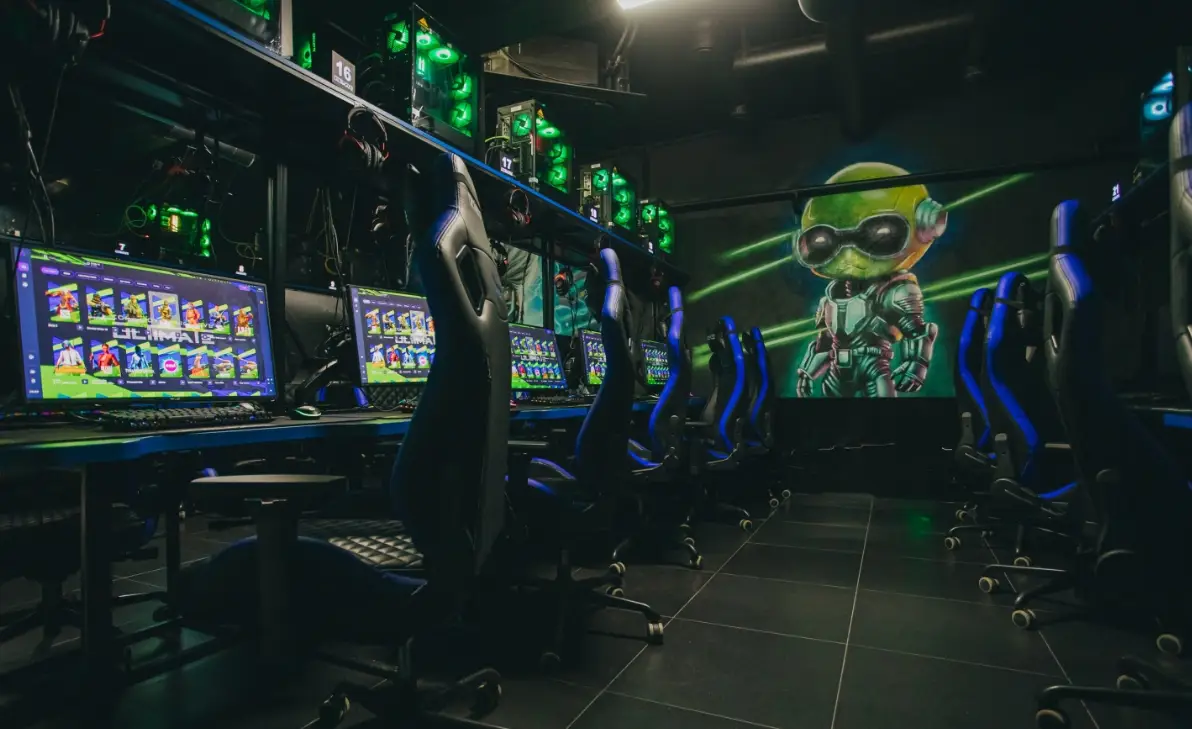 Изображение клуба Ultimate № 7