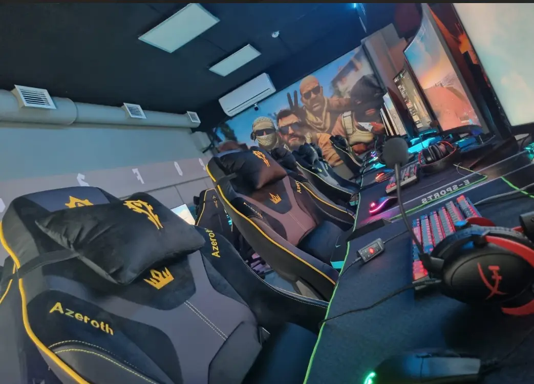 Изображение клуба Azeroth № 3