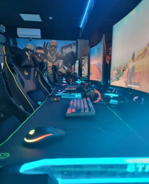 Изображение клуба Azeroth № 4