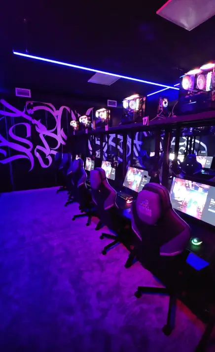 Изображение клуба Mustang Game club № 4