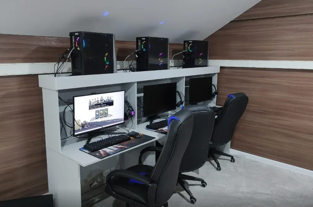 Изображение клуба Odyssey № 5