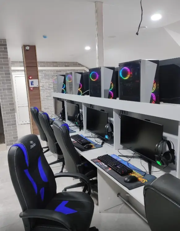 Изображение клуба Odyssey № 2