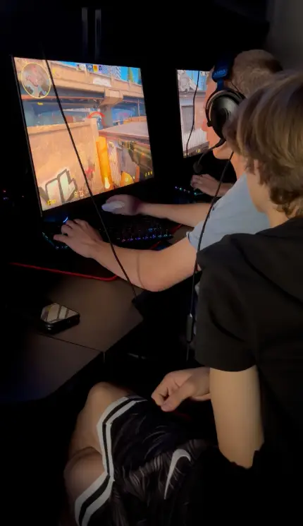 Изображение клуба Кибернаут № 4