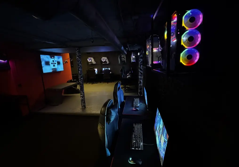 Изображение клуба White Raven № 7