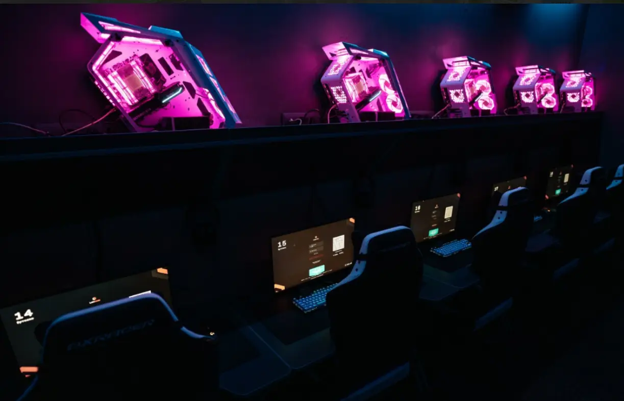 Изображение клуба White Raven № 2