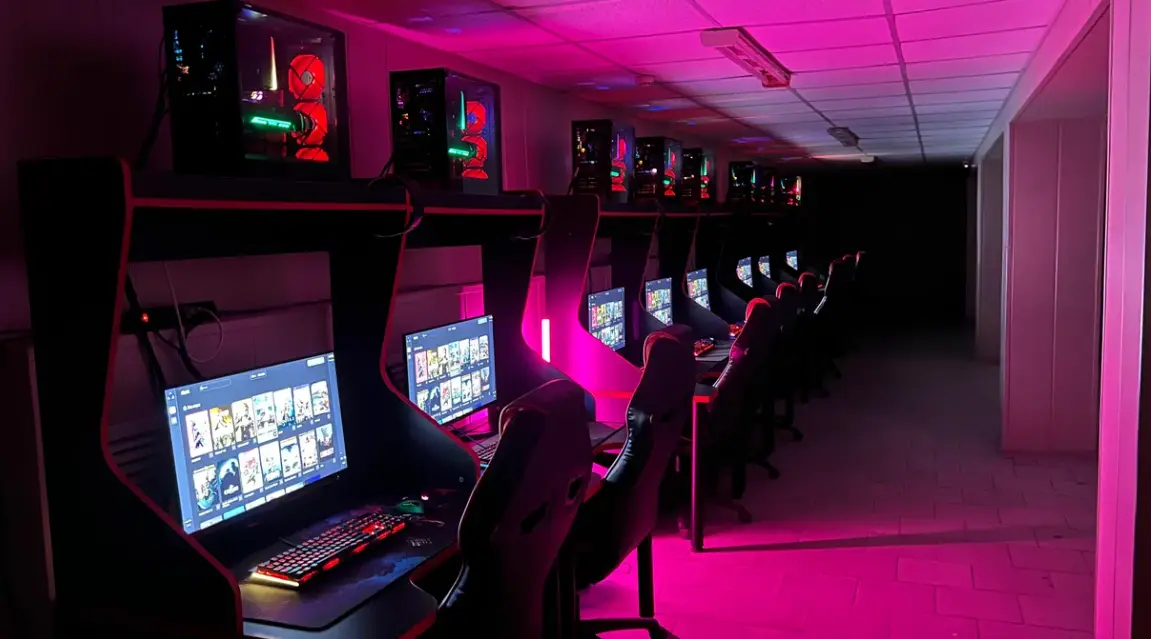 Изображение клуба Mad squad № 6