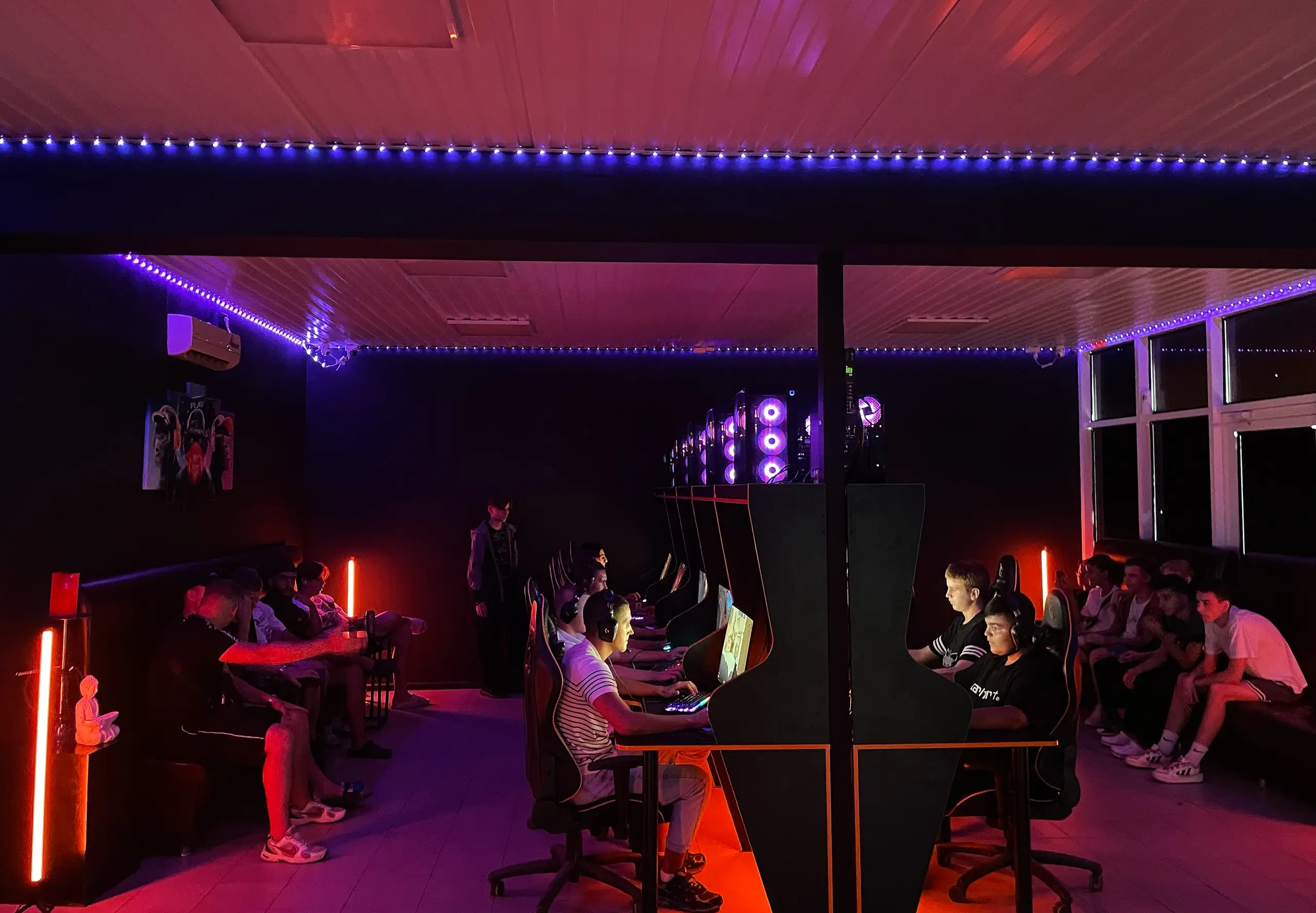 Изображение клуба 404 № 6