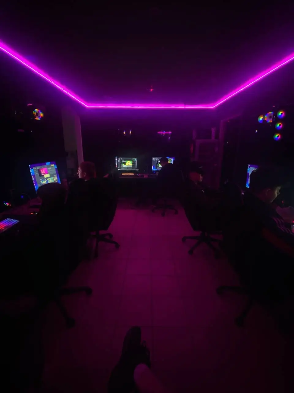 Изображение клуба Invisible № 1